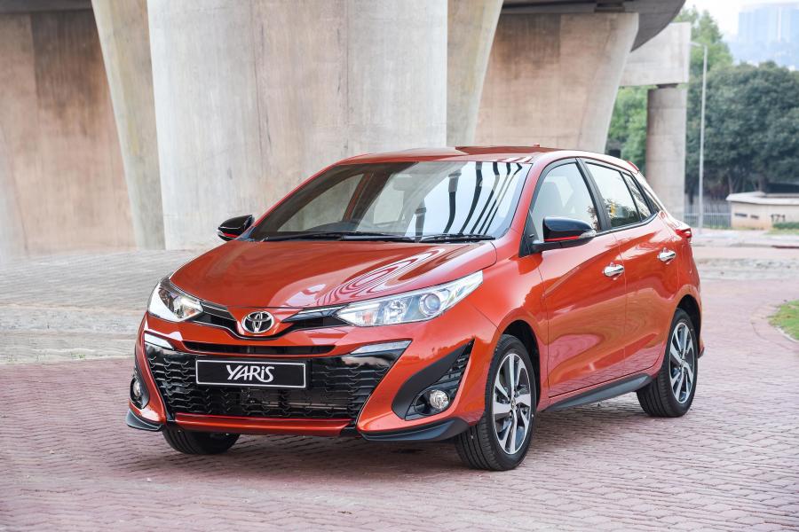  Toyota Yaris S 2018 года  (ZA) (фото 2 из 39)